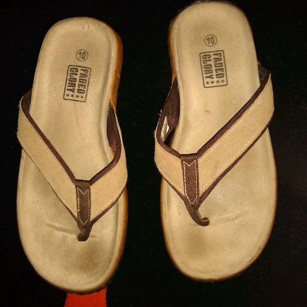 Men's faded Glory leather flip flops